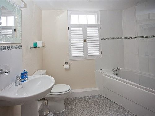 The Tradesmans Arms Bed and Breakfast Kingsbridge  Exteriör bild